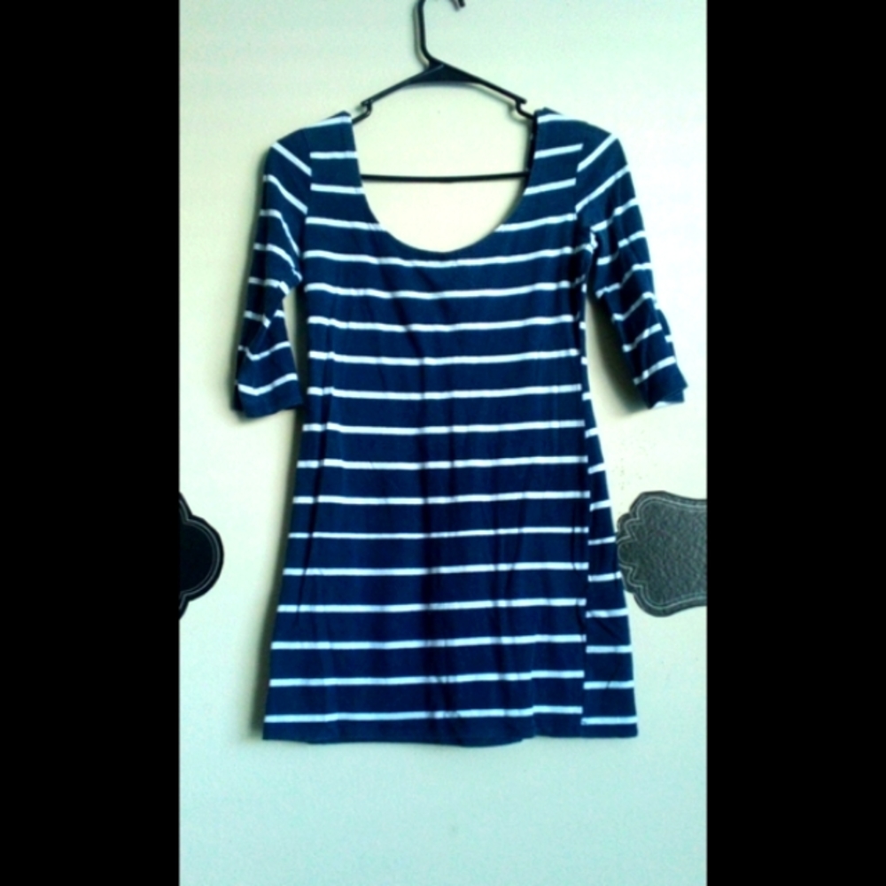 🆕 LISTING!! CHARLOTTE RUSSE SCOOP NECK STRIPED 3/4 BODYCON MINI DRESS - Picture 3 of 8